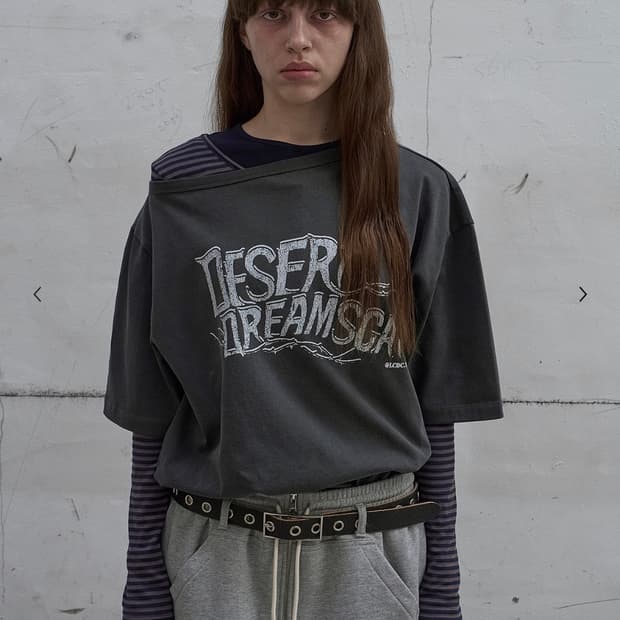 LCDC asymmetric printed t-shirt 차콜