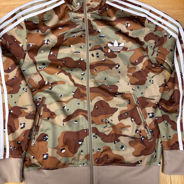 [100] 아디다스 카모 트랙탑 져지