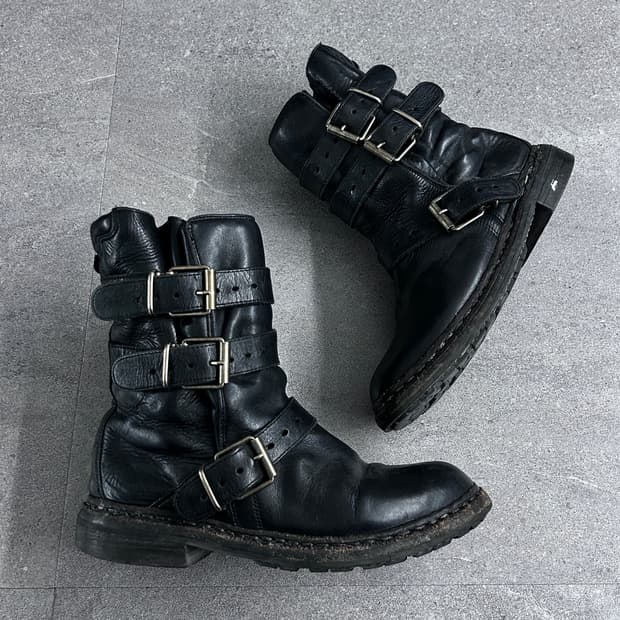 버버리 멀티 버클 레더 엔지니어 부츠