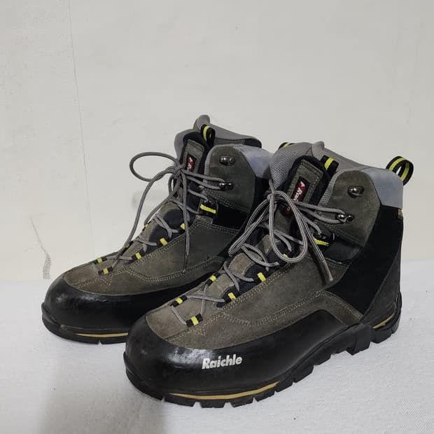 스위스 Raichle 고어텍스 중등산화 