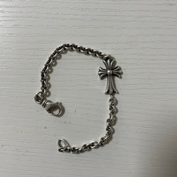 크롬하츠 타이니 크로스 팔찌