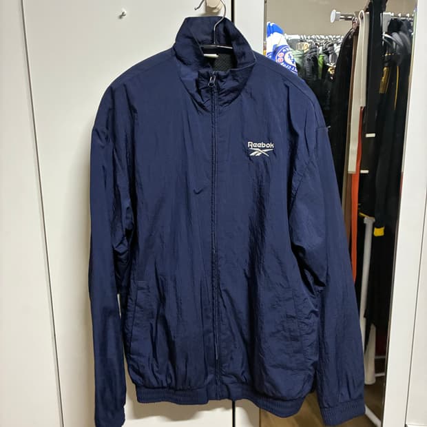 [새상품] 리복 바람막이