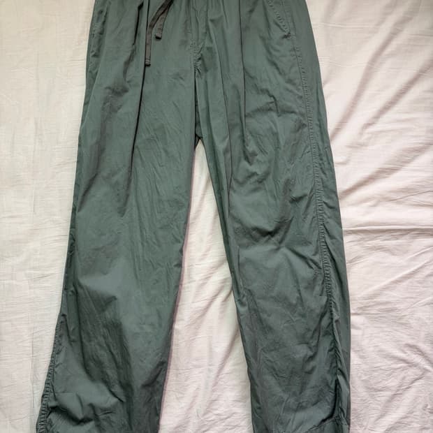 에잇세컨즈 스트링 팬츠