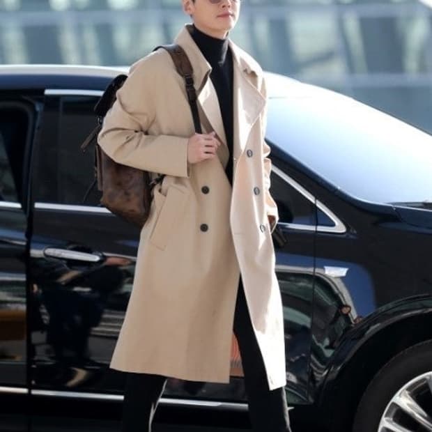 클럽모나코 베이지 트렌치 코트 (1회 착용) 100~105