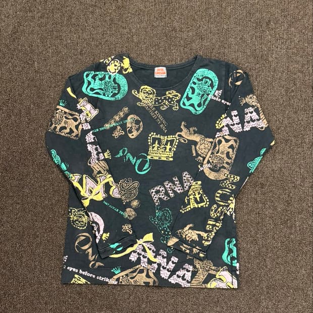 M)RNA UNISON Y2K 올오버 그래픽 롱슬리브