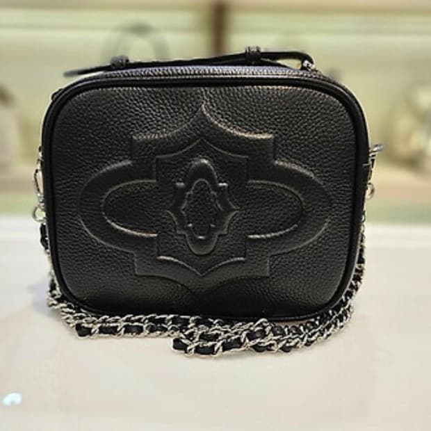 오야니 테일러 크로스백 / 오야니 가방 / 오야니 크로스백 / 오야니