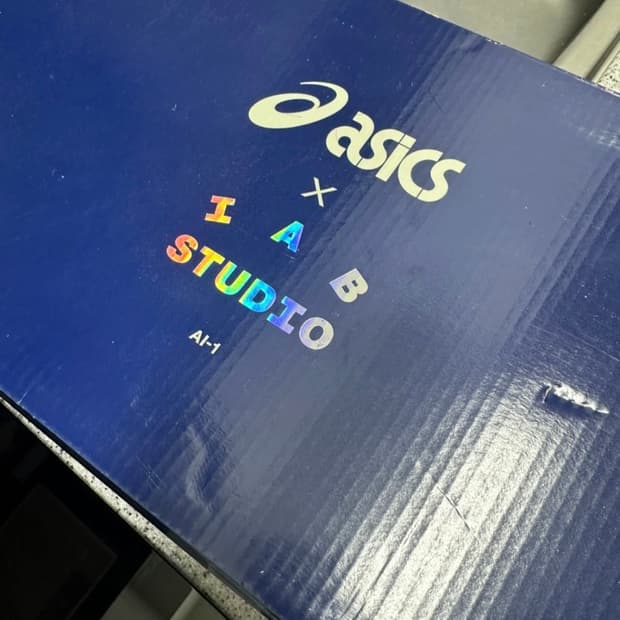 아식스 x IAB 스튜디오 젤 벤쳐 6