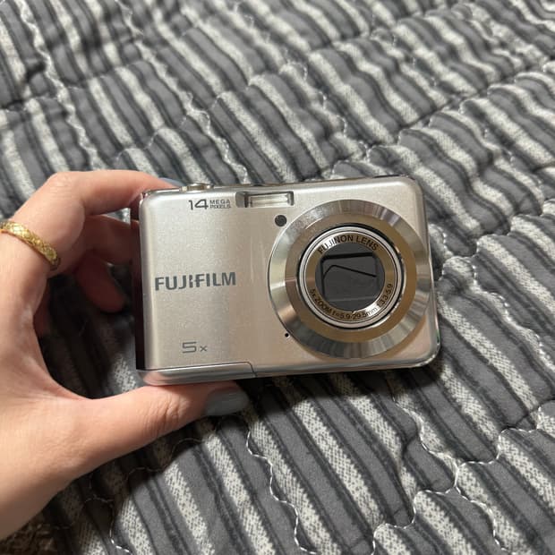 Fujifilm finepix AX300 빈티지디카