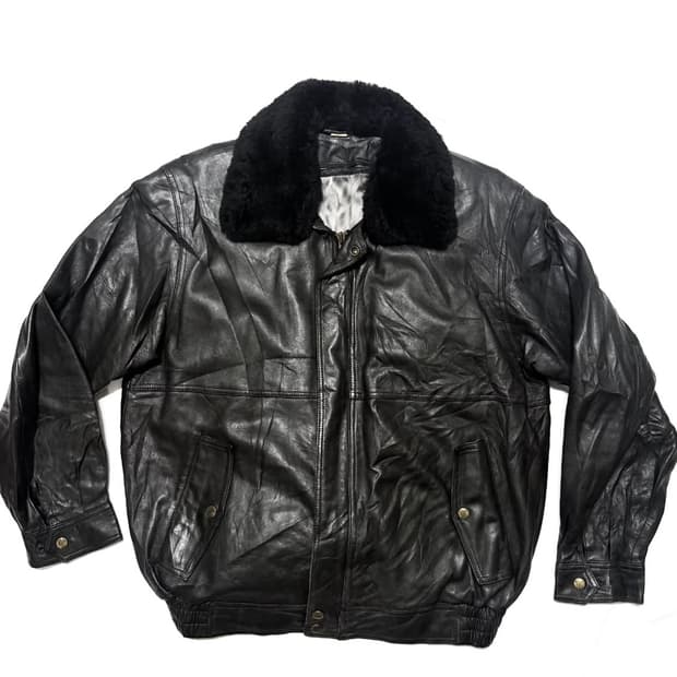 레더 봄버 자켓