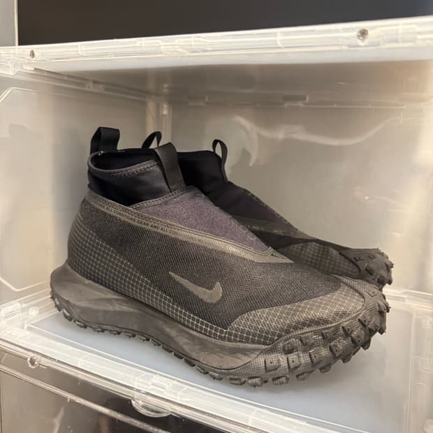 Nike ACG Mountain Fly Gore-Tex Black and