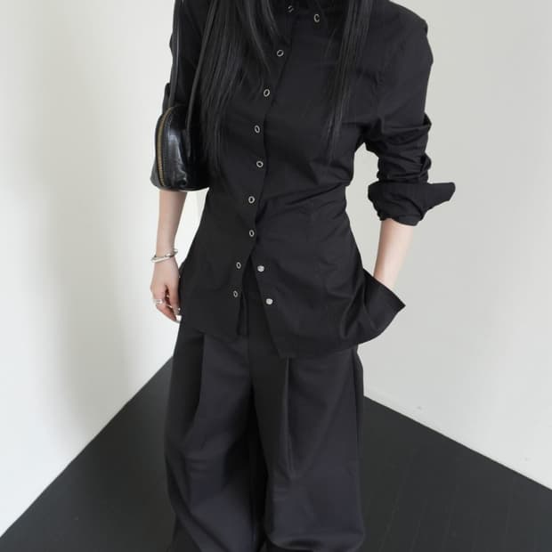 삽니다) 킴서울 씨티메탈 하이넥 셔츠 블랙