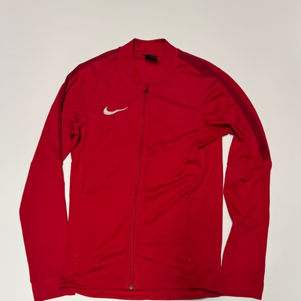 나이키 레드 트레이닝 스우시 트랙탑 집업 져지