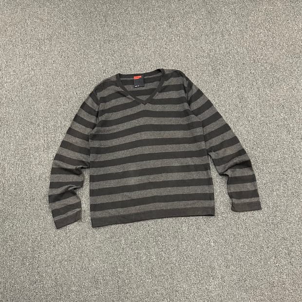 M)PLUS ONE vintage V넥 스트라이프 니트 티셔츠