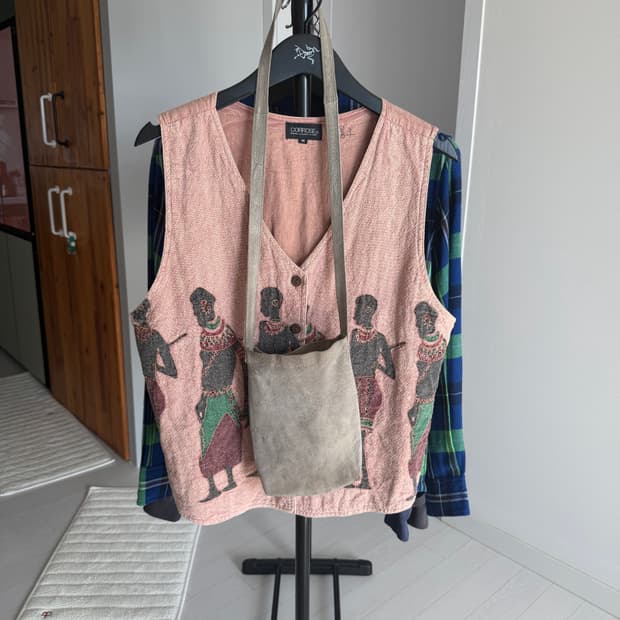 헨더스킴 스웨이드 아티잔 공예 숄더백 From Japan🇯🇵