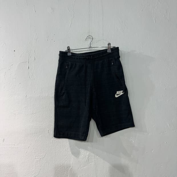 나이키 트레이닝 반바지 M
