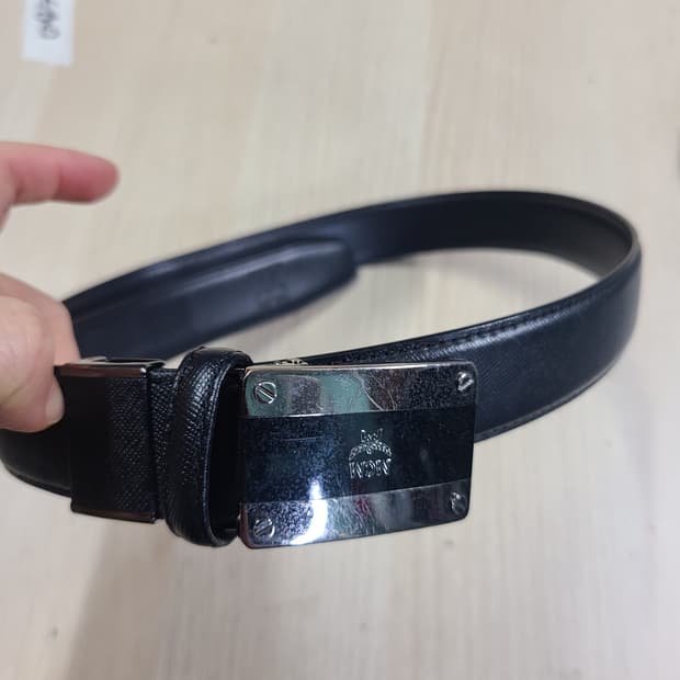 엠씨엠 자동 벨트