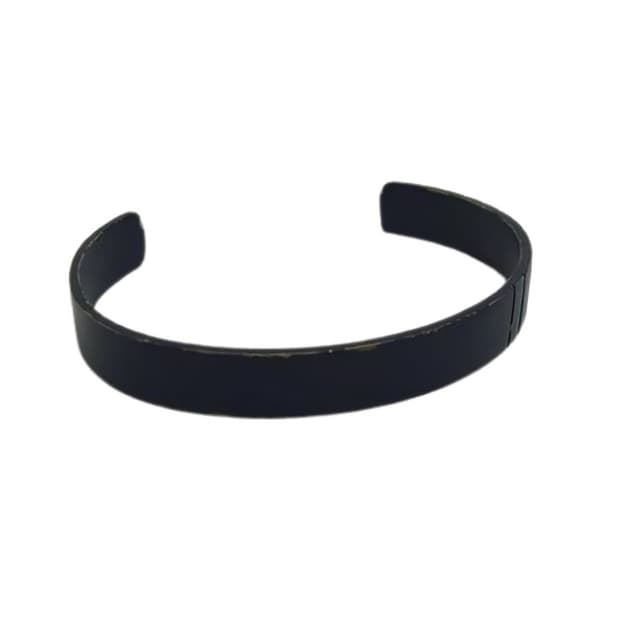 Open cuff