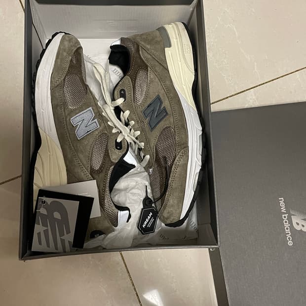 뉴발란스 자운드 993 머쉬룸 275