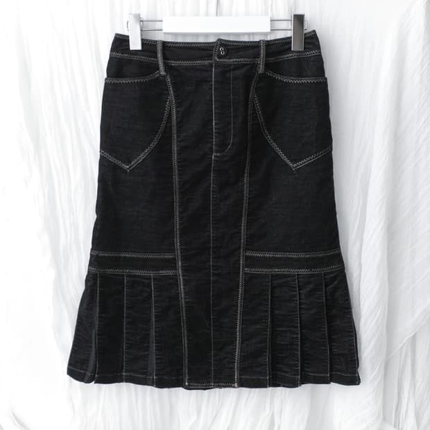 stitch pleats denim skirt 