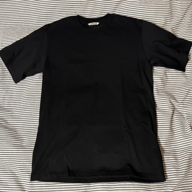 오라리 러스터 플레이팅 티셔츠