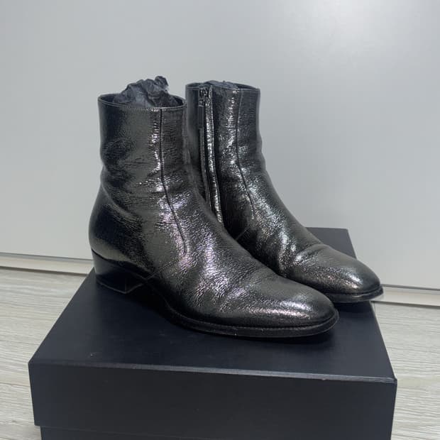 생로랑 글리터 실버 레더 와이어트 첼시 부츠 40.5 사이즈