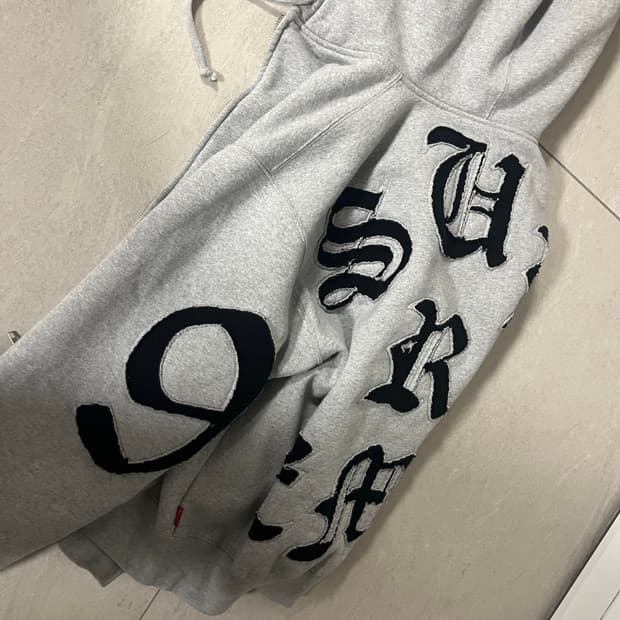 슈프림 25ss 후드집업 s size