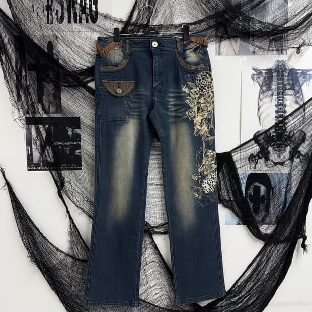 00s embriodery detail jeans 