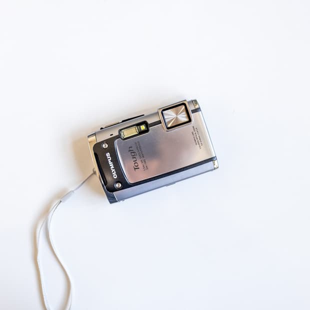 Olympus TG-610 / 빈티지 디지털 카메라