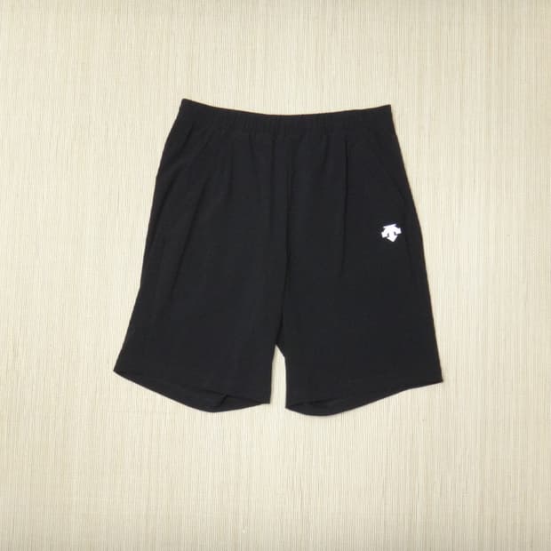 (32인치) DESCENTE 데상트 남성 블랙 쇼츠