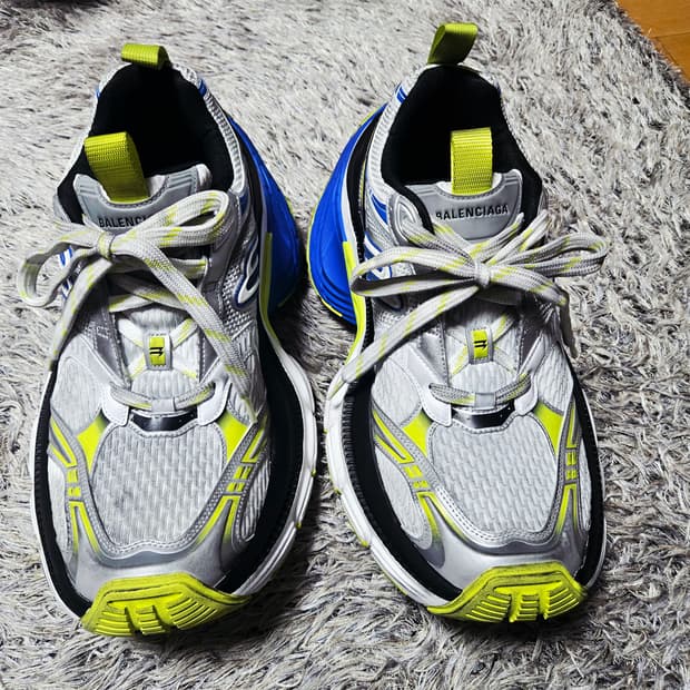 발렌시아가 10Xl 스니커즈 44사이즈 한정판 컬러 신품