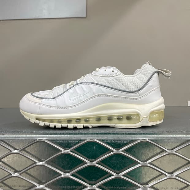 나이키 에어맥스 98 트리플 화이트 250