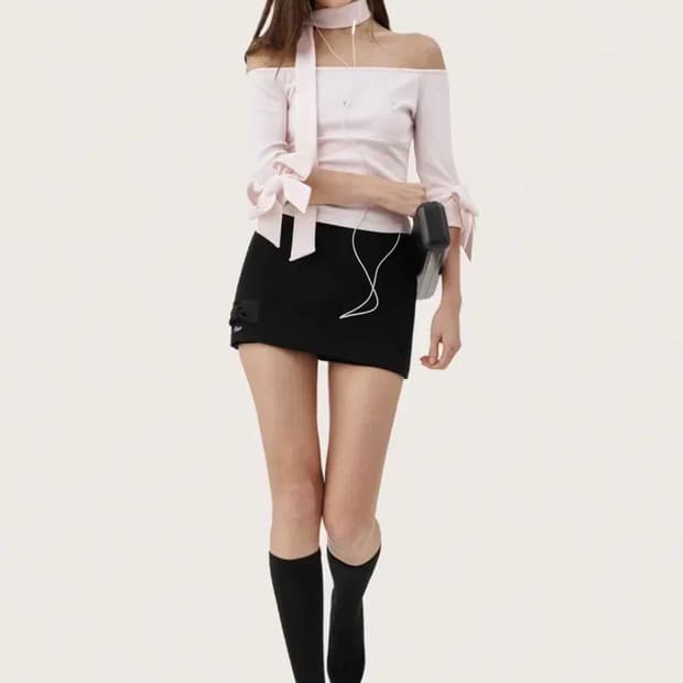 클리시어 보우 미니스커트