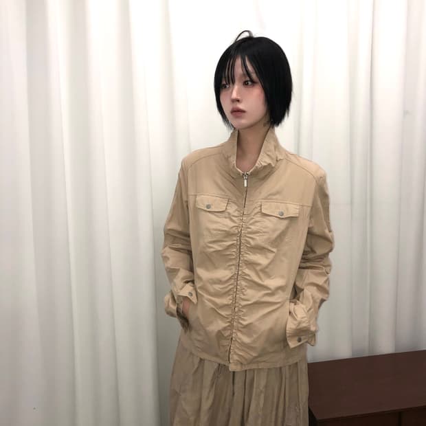 베이지 셔링 하이넥 자켓