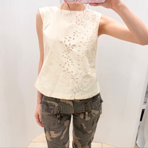 Ivory bloom top