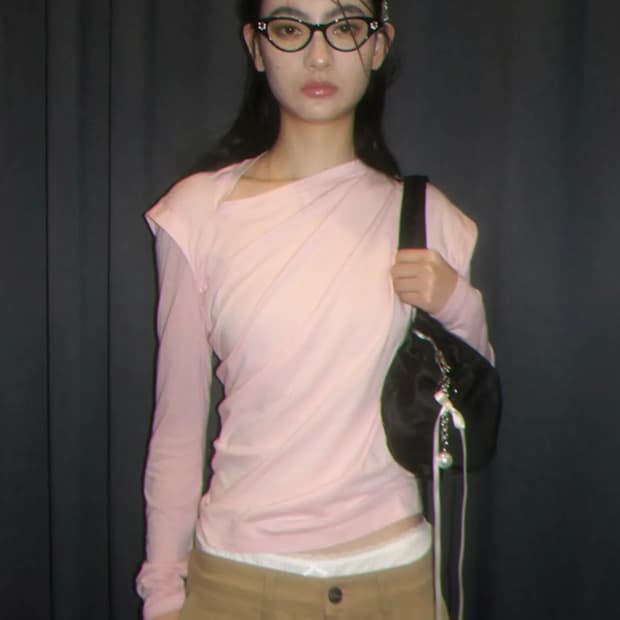 나나크루 BEBE T-SHIRT