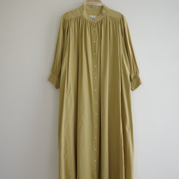 LAKOLE 겨자색 셔츠형 롱 원피스