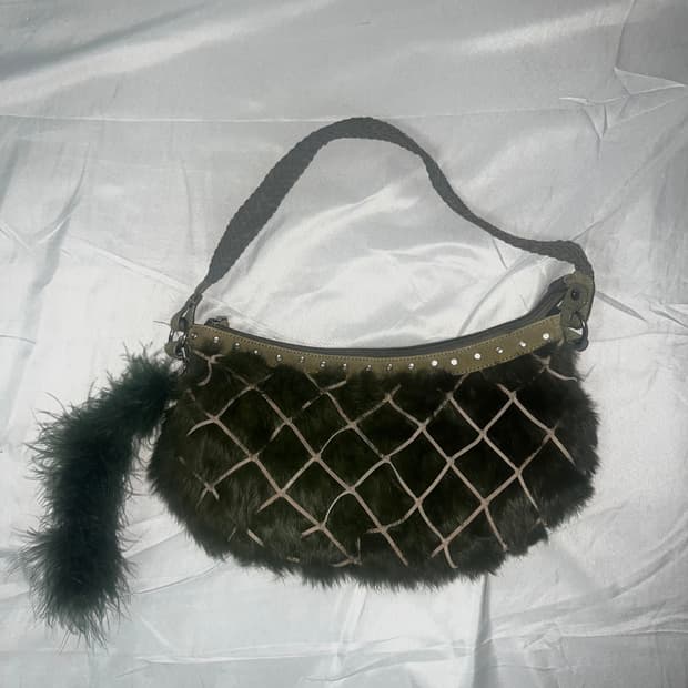 ✨vintage khaki rabbit fur bag y2k✨