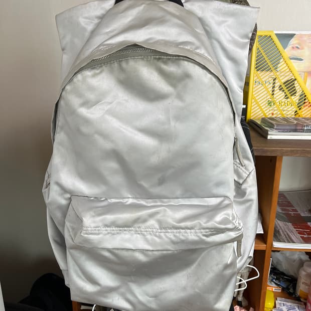 라프시몬스 x 이스트팩 실버 백팩 os