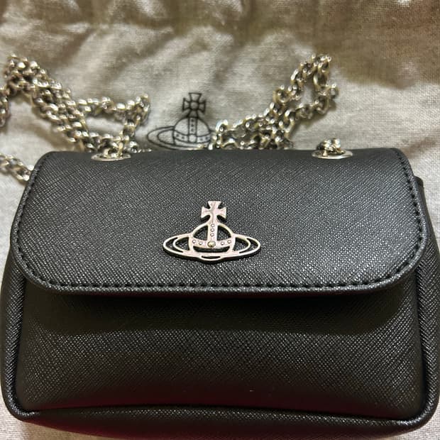 비비안웨스트우드 사피아노 바이오그린 스몰 퍼스 크로스백 팔아요