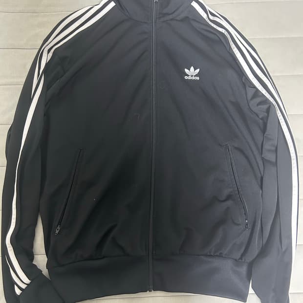 아디다스 트랙탑 블랙 M