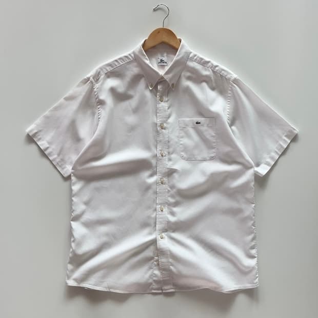 LACOSTE 화이트 버튼다운 반팔 셔츠110
