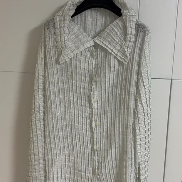 me ISSEY MIYAKE 크링클 버튼 실버 가디건44-66정품