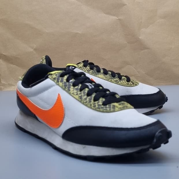 나이키 데이브레이크 토탈오렌지 운동화235