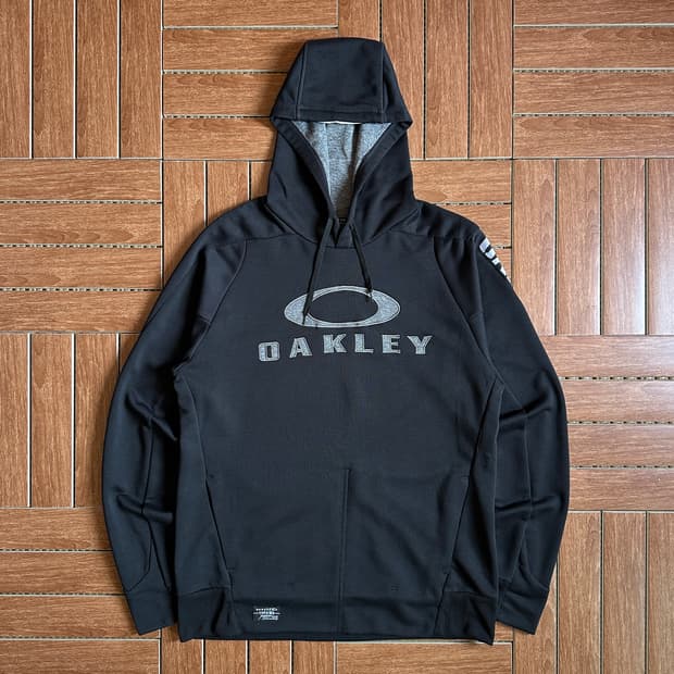 Oakley dwr black out hoodie