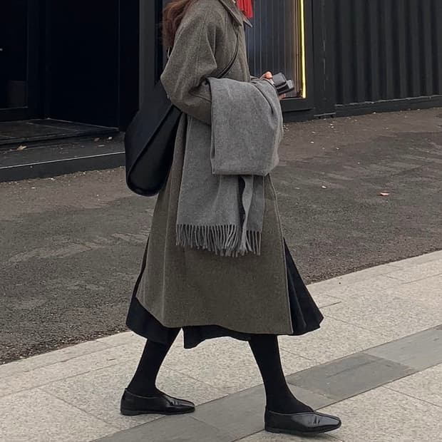 해링본울 차콜브라운 롱코트