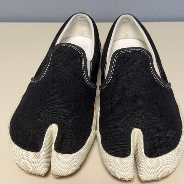 마르지엘라 타비 슬립온 [42]