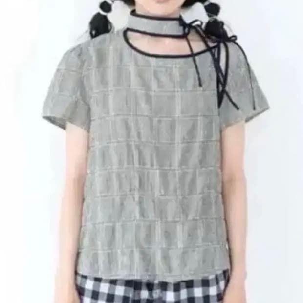 샵페어리 컷 아웃 블라우스 블랙
