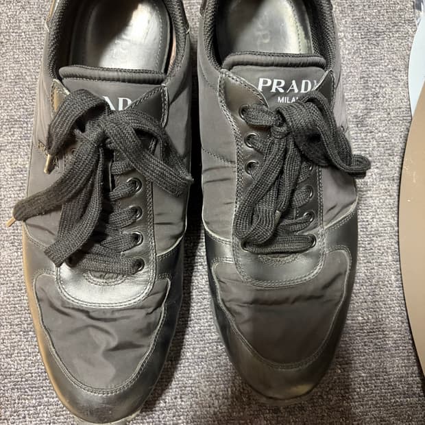 프라다 나일론 레더 스니커즈