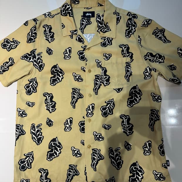 스투시 리브스 패턴 셔츠