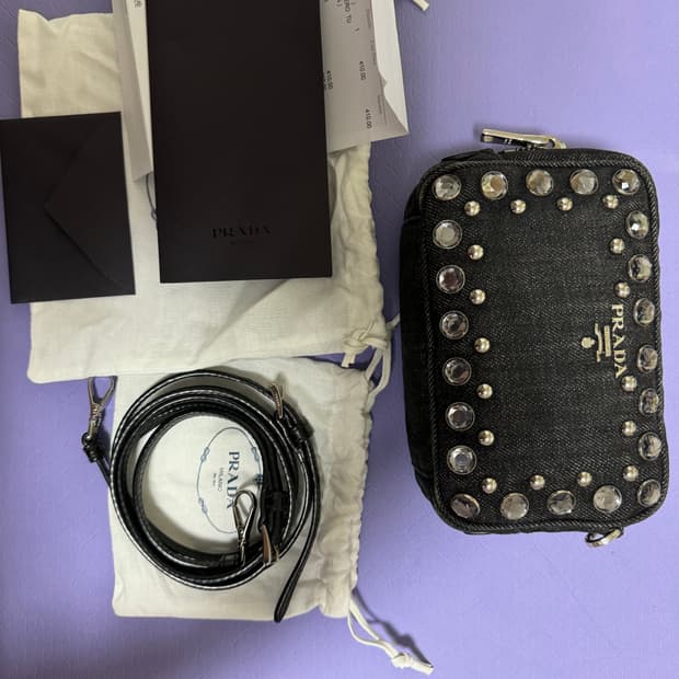 프라다 데님 미니크로스백